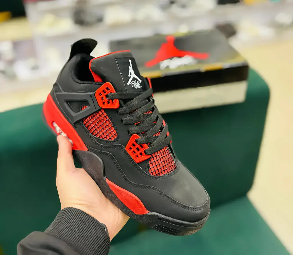 RETRO 4 BLACK RED